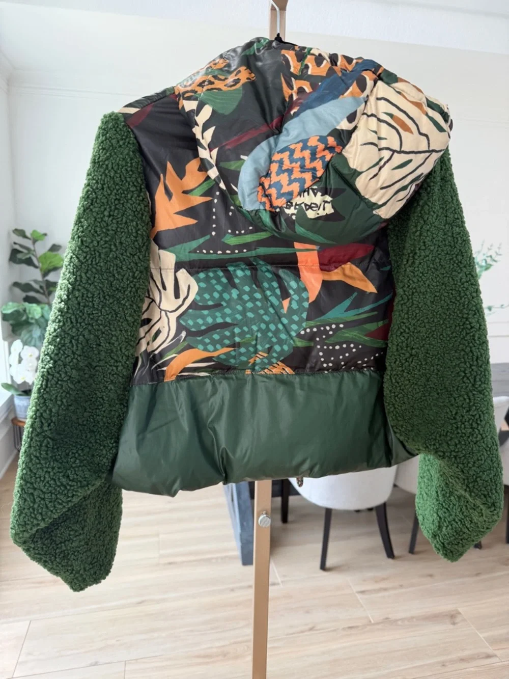 FARM Rio Tropical Forest Reversible Puffer Jacket - Picture 9 of 12